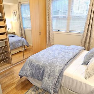 Double or Twin Room Private External Bathroom